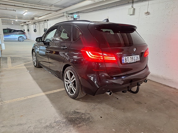 BMW 220d 6 of 16