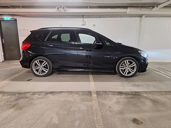 BMW 220d 4 of 16