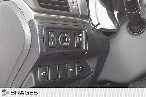 Lexus CT200h 19 of 28
