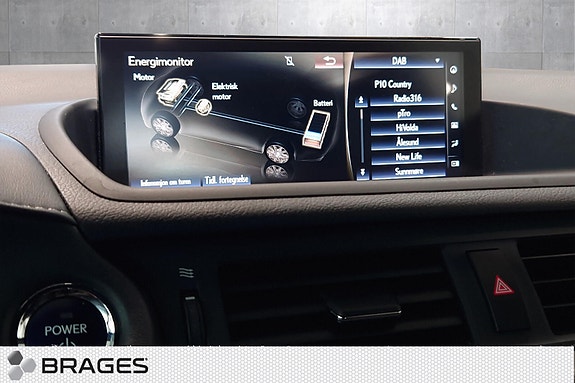 Lexus CT200h 17 of 28