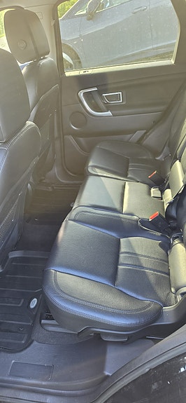 Land Rover Discovery Sport 18 of 30