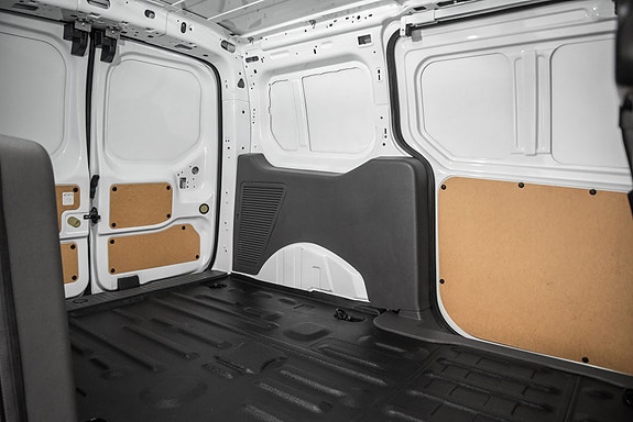 Ford Transit Connect 11 of 19