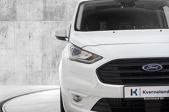 Ford Transit Connect 9 of 19