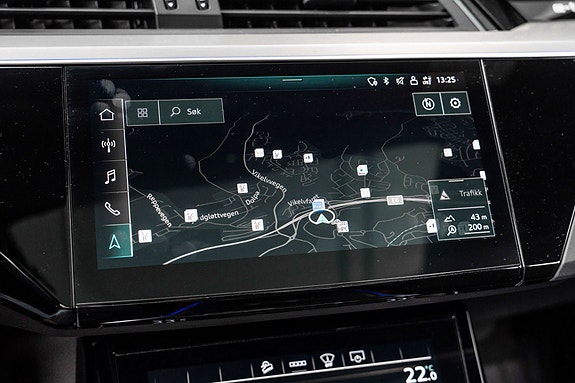 Audi e-tron S 13 of 28