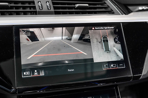 Audi e-tron S 15 of 28
