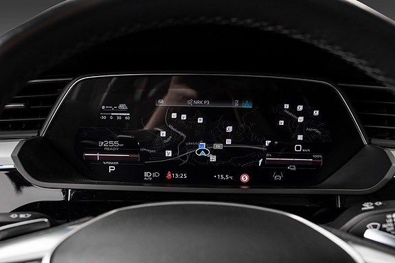 Audi e-tron S 11 of 28