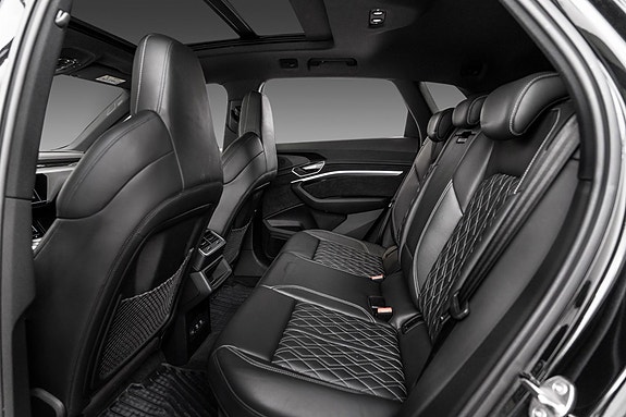 Audi e-tron S 23 of 28