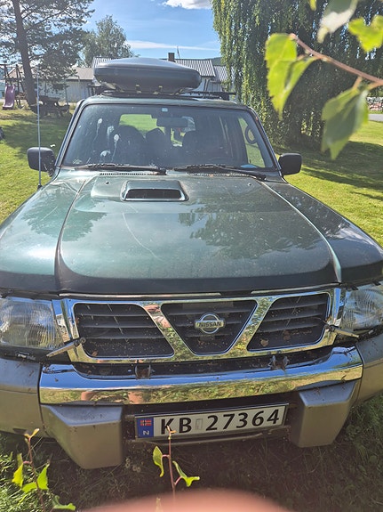 Nissan Patrol 4 of 16