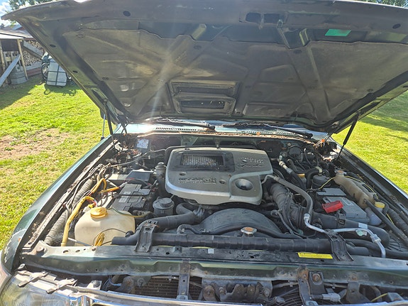 Nissan Patrol 9 of 16