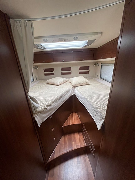 Hymer HYMERMOBIL S 830 Meget velholdt / Støttelabber / Skinninteriør 25 of 30