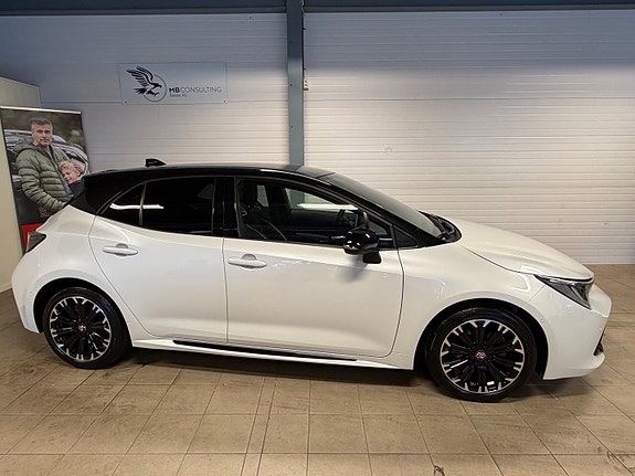 Toyota Corolla 4 of 29