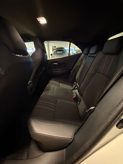 Toyota Corolla 22 of 29