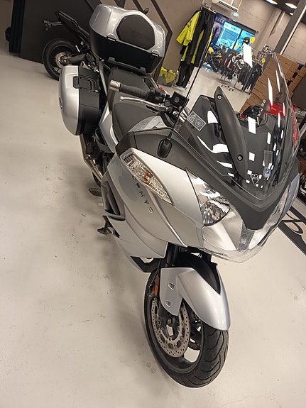 Triumph Trophy 12 of 20