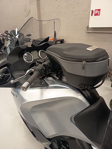 Triumph Trophy 18 of 20