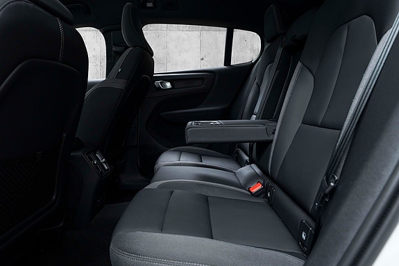 Volvo C40 16 of 30