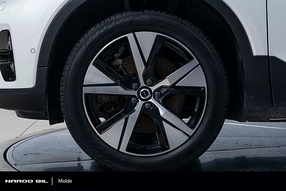 Volvo C40 8 of 30