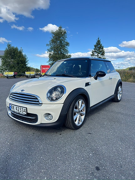 MINI Cooper 2 of 16