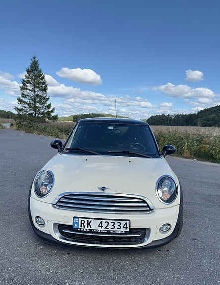 MINI Cooper 3 of 16