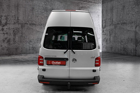Volkswagen Transporter 3 of 13
