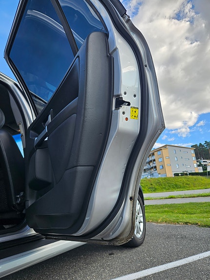 Volvo XC90 16 of 30