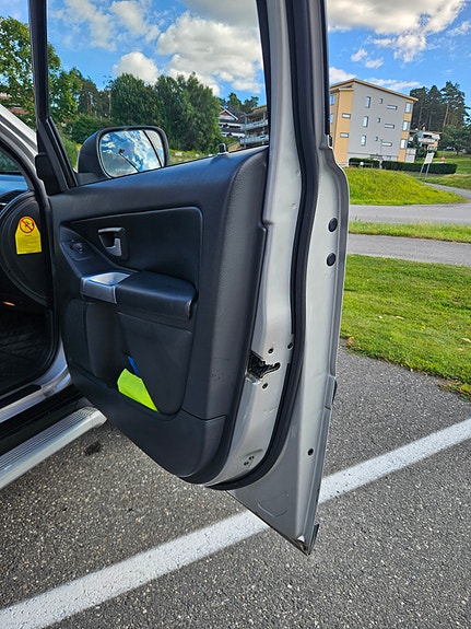 Volvo XC90 17 of 30