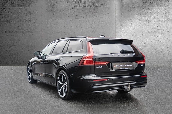 Volvo V60 11 of 30