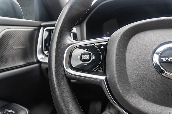 Volvo V60 25 of 30
