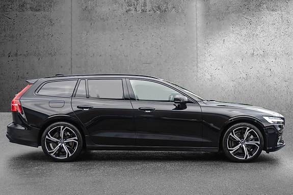 Volvo V60 8 of 30