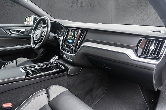 Volvo V60 17 of 30