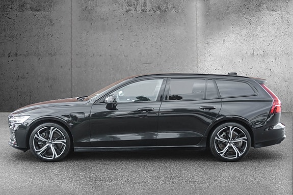 Volvo V60 13 of 30