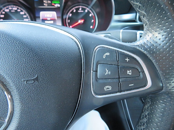 Mercedes-Benz C350 e 14 of 28