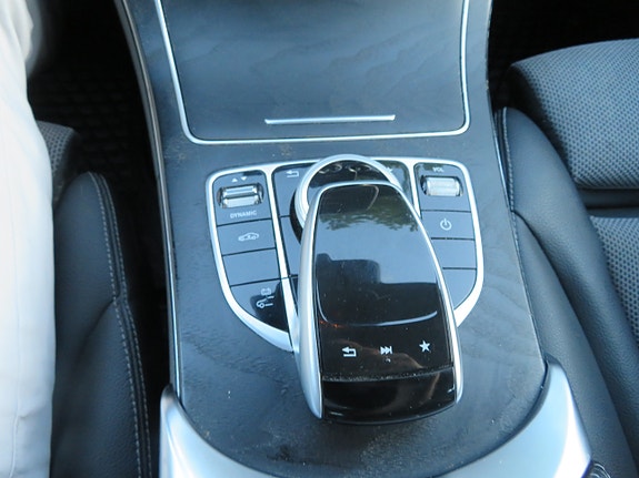 Mercedes-Benz C350 e 19 of 28