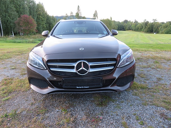 Mercedes-Benz C350 e 3 of 28