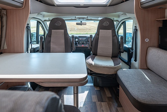 Knaus SKY TI 650 28 of 30