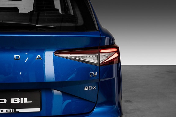 Skoda Enyaq 9 of 21