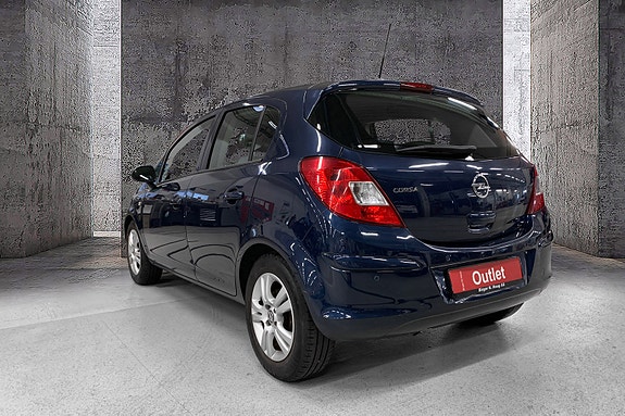 Opel Corsa 2 of 12