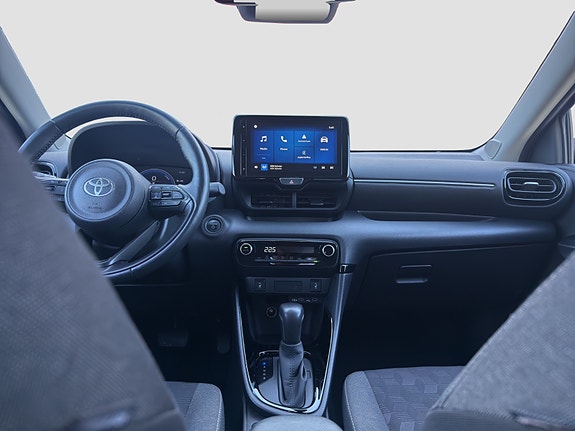 Toyota Yaris 24 of 26