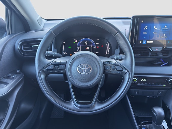 Toyota Yaris 13 of 26