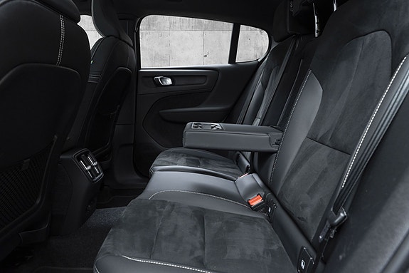 Volvo C40 20 of 30
