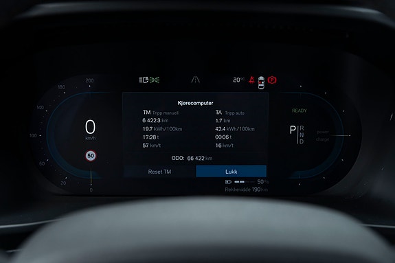 Volvo C40 18 of 30
