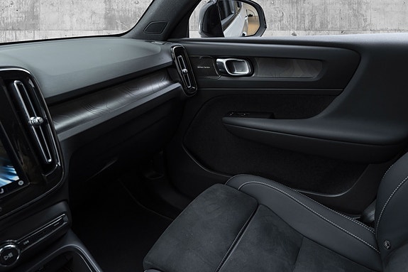 Volvo C40 19 of 30