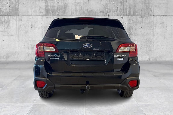 Subaru Outback 4 of 17