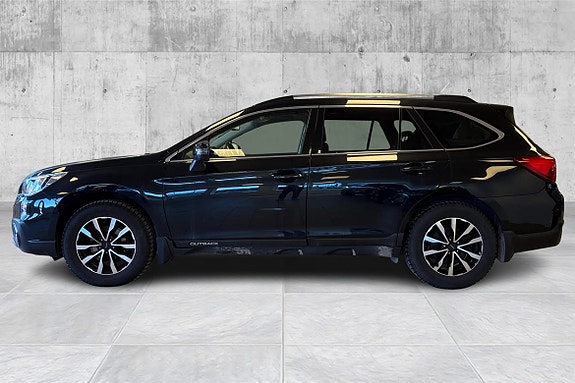 Subaru Outback 2 of 17
