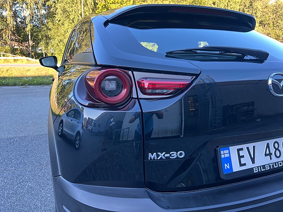 Mazda MX-30 10 of 27