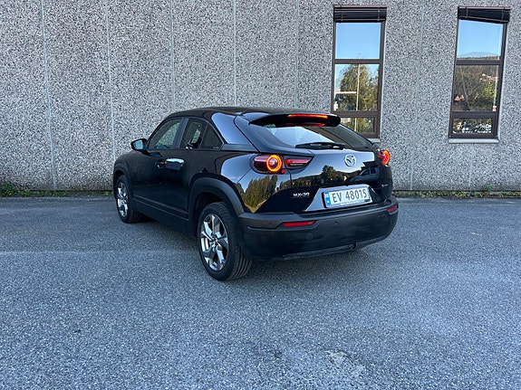 Mazda MX-30 8 of 27