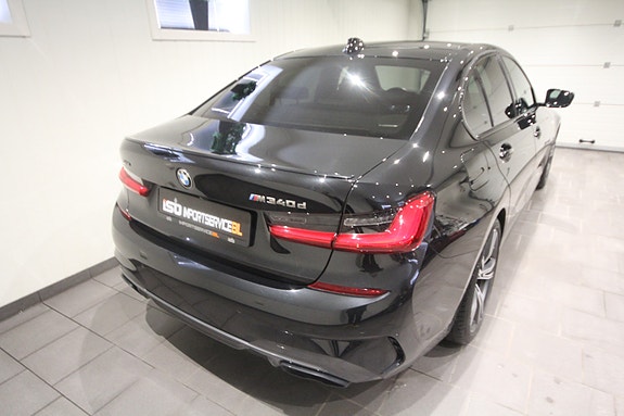 BMW M340d 8 of 30