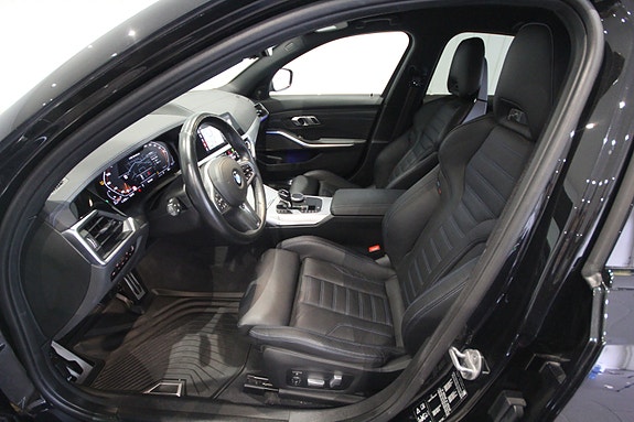 BMW M340d 14 of 30