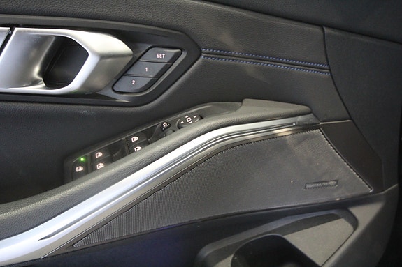 BMW M340d 16 of 30