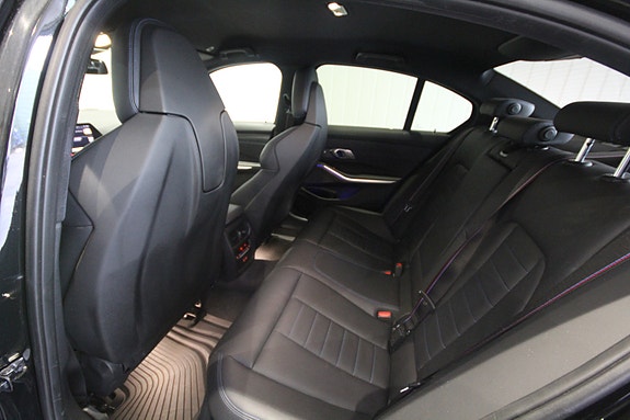 BMW M340d 17 of 30