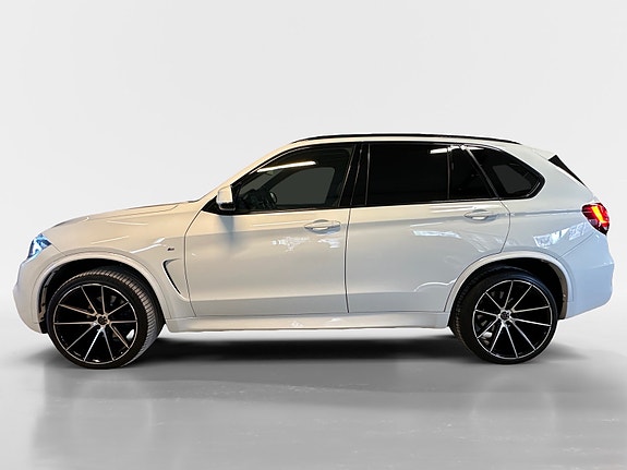 BMW X5 4 of 30